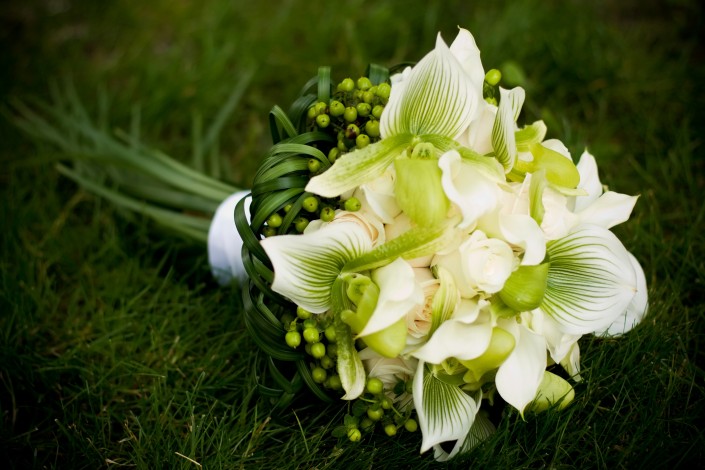 St. Louis Wedding Photography - Bride's Bouquet by Festive Atmospheres